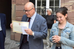 Remise du Prix de l'AFDMA par notre Délégué régional pour le Grand Est, Cyrille Schott, le 06.07 2018 à Noa Stefani-Szahl au Collège St Etienne de Strasbourg